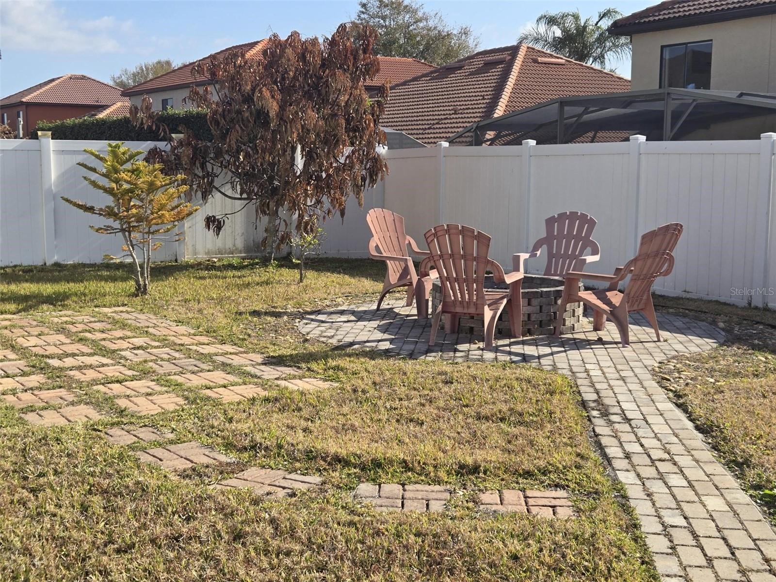 SERA BELLA - Residential Lease