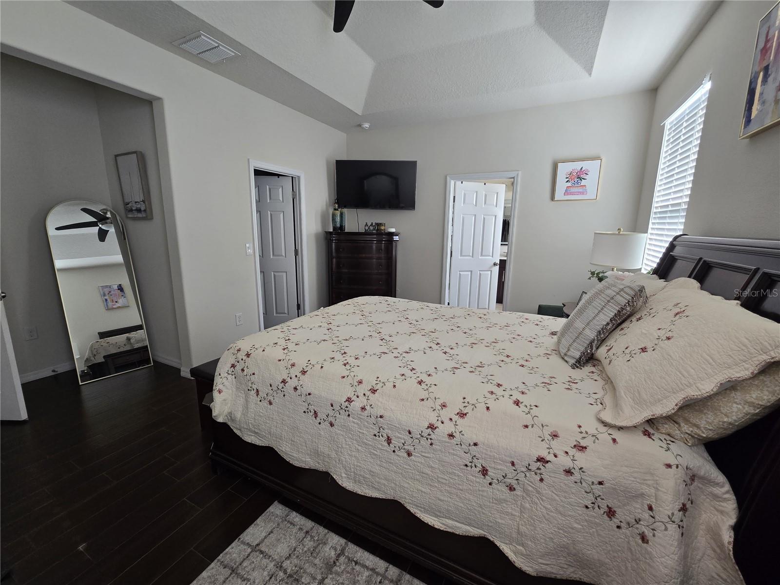 SERA BELLA - Residential Lease