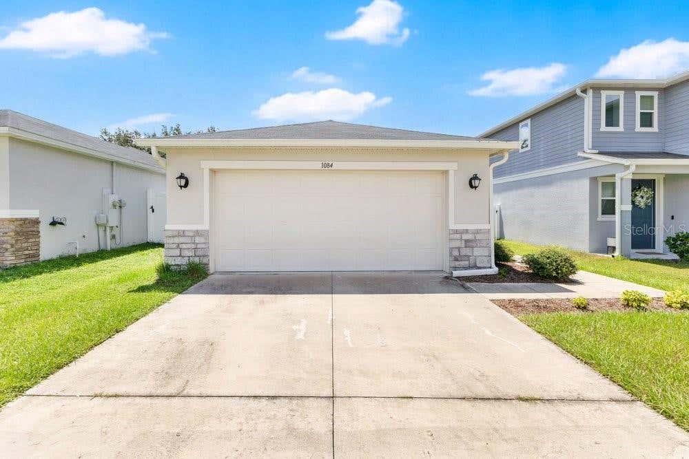 Photo of 1084 Papaya Circle, Davenport, FL 33897 (MLS # S5155763)