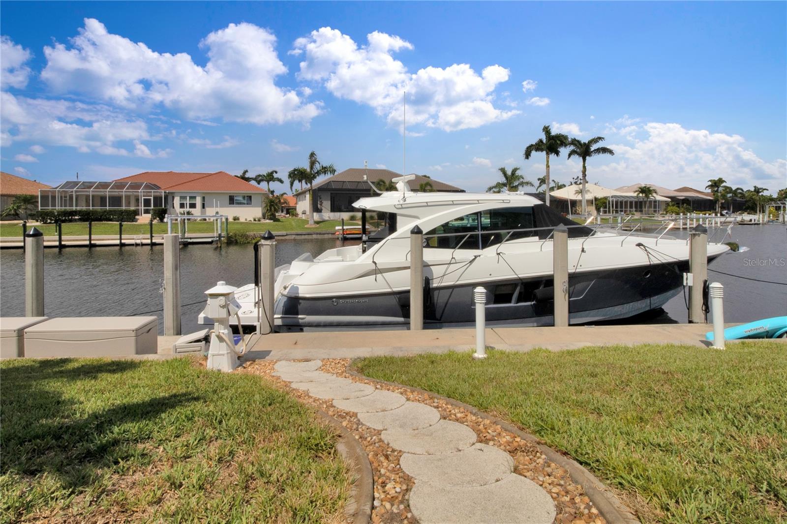 PUNTA GORDA ISLES SEC 14 - Residential