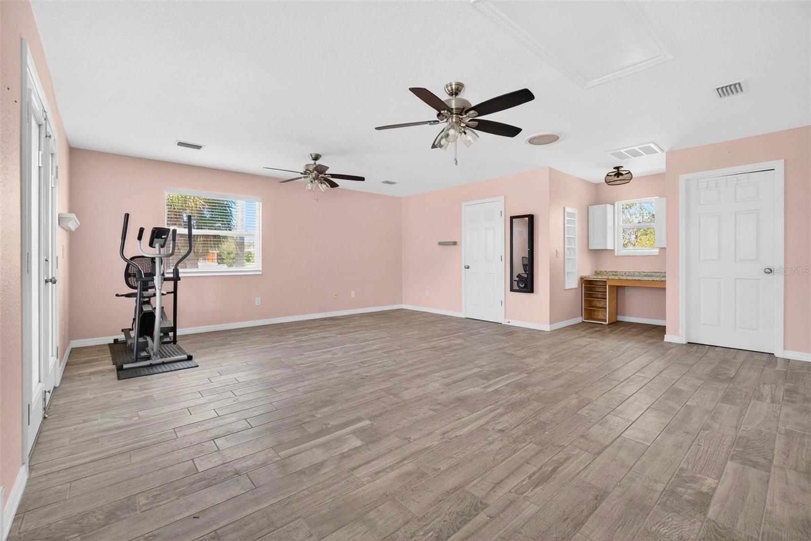 BOCA CEIGA PARK - Residential