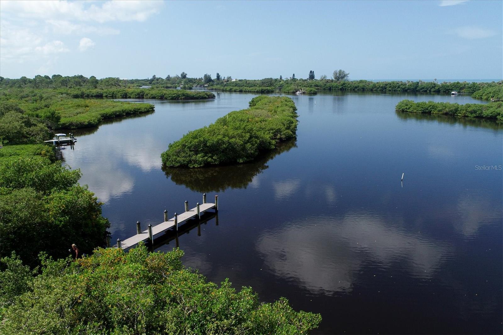SOUTH VENICE - Residential