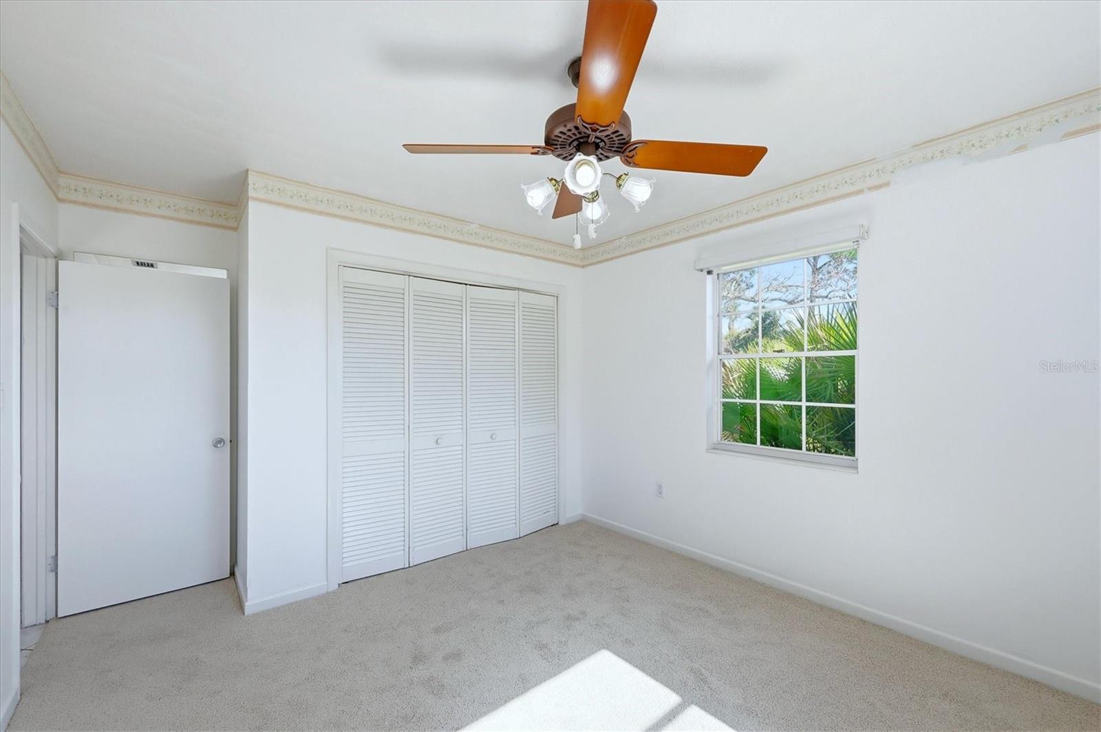 SOUTH VENICE - Residential