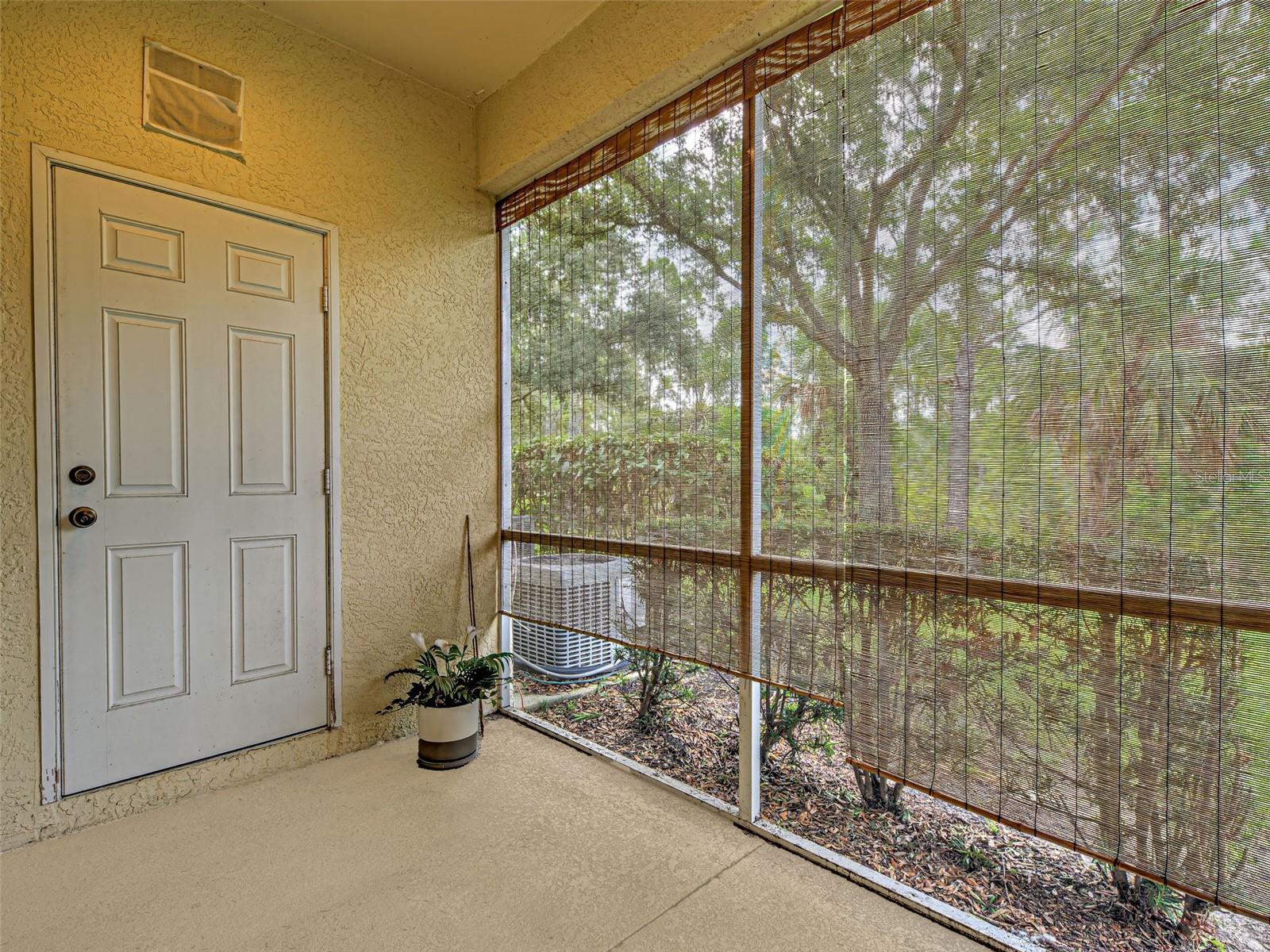 TOWNS AT LAKESIDE - Residential