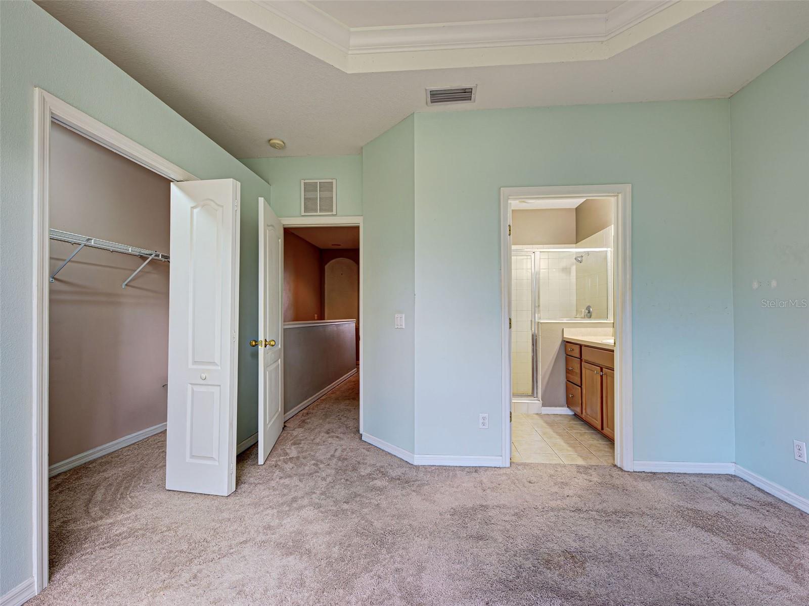 TOWNS AT LAKESIDE - Residential