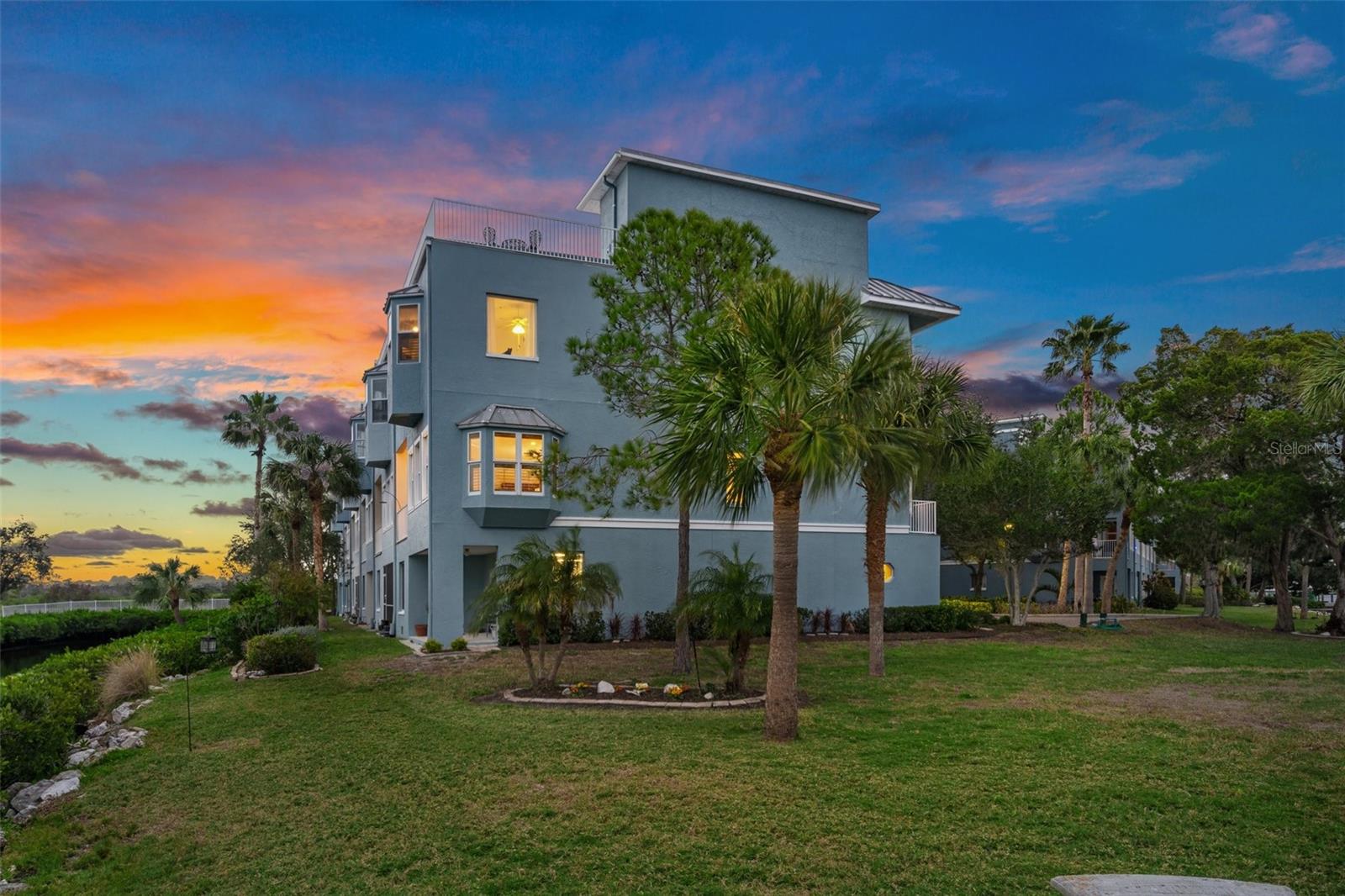 Photo 6 of 82 of 1118 STARFISH LANE townhome