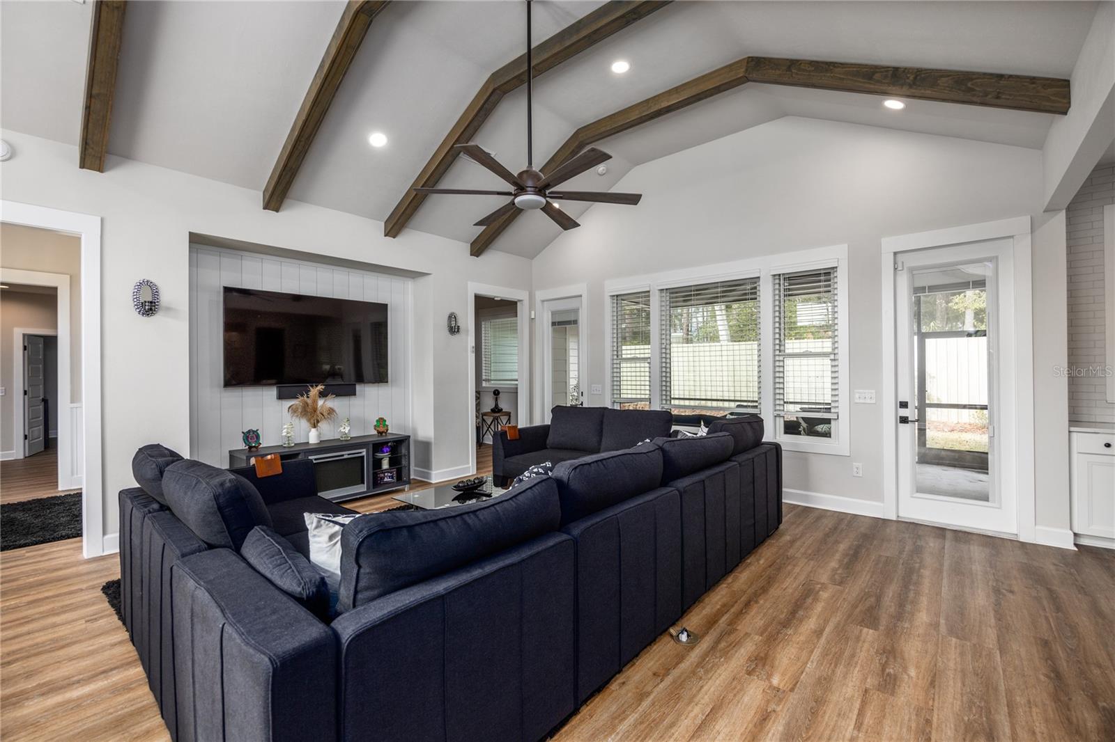 LEXINGTON PLACE - Residential