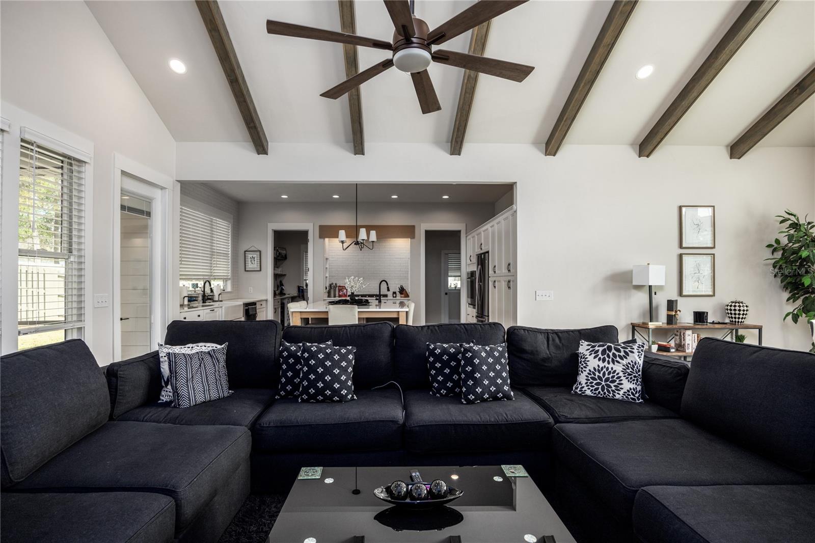 LEXINGTON PLACE - Residential