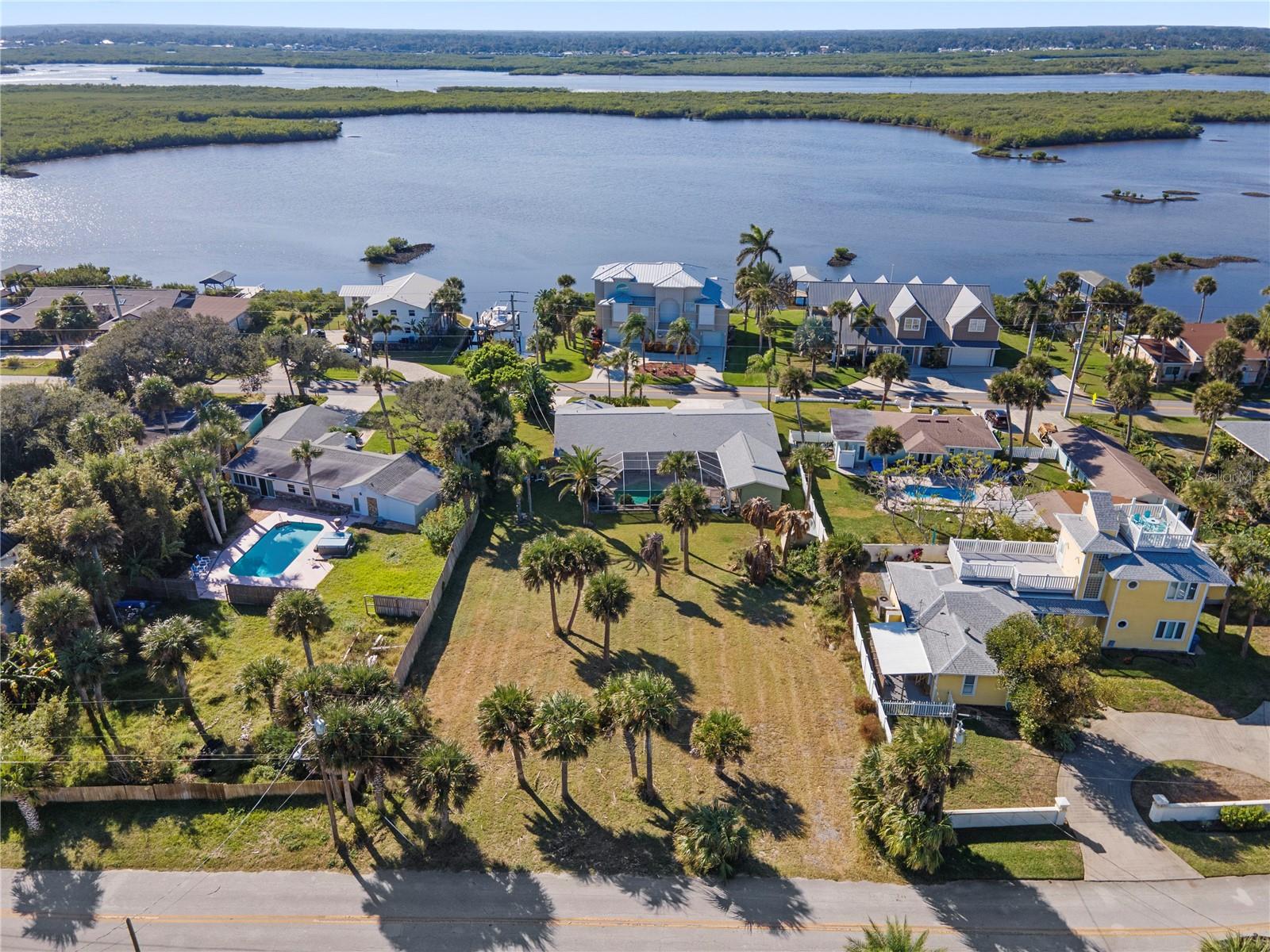 WILBUR BY SEA 02 - Land