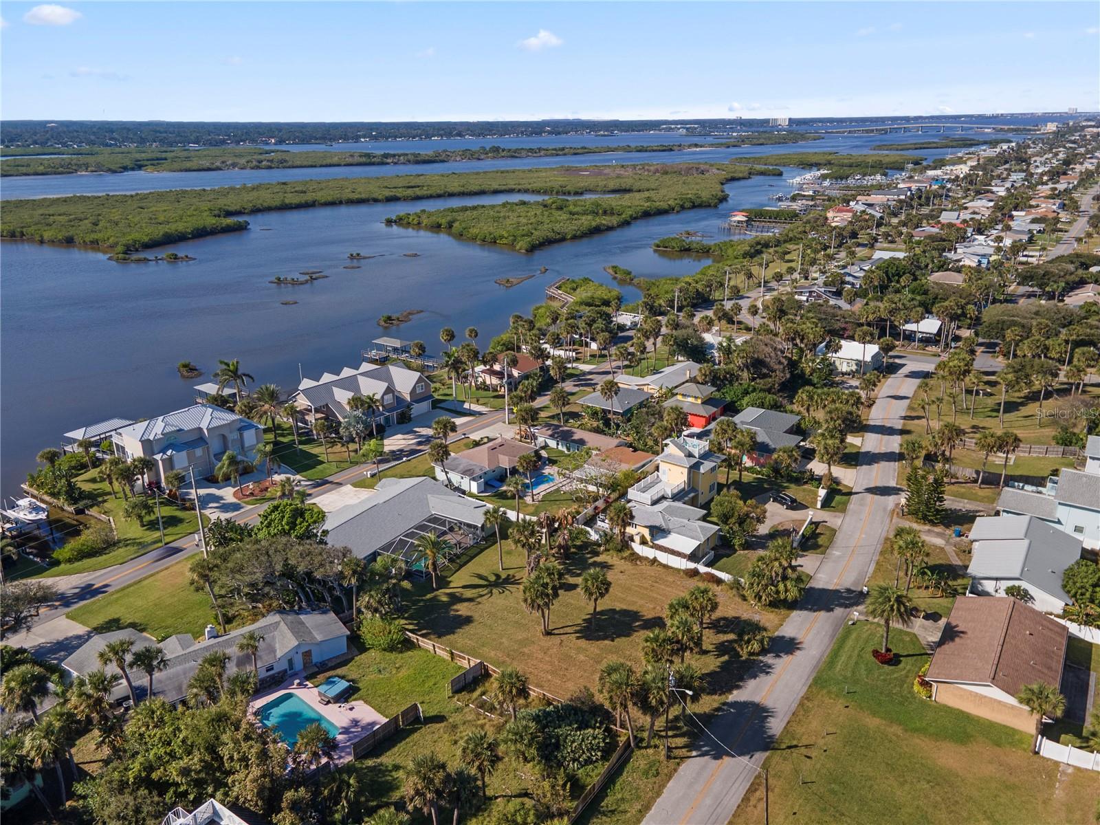 WILBUR BY SEA 02 - Land