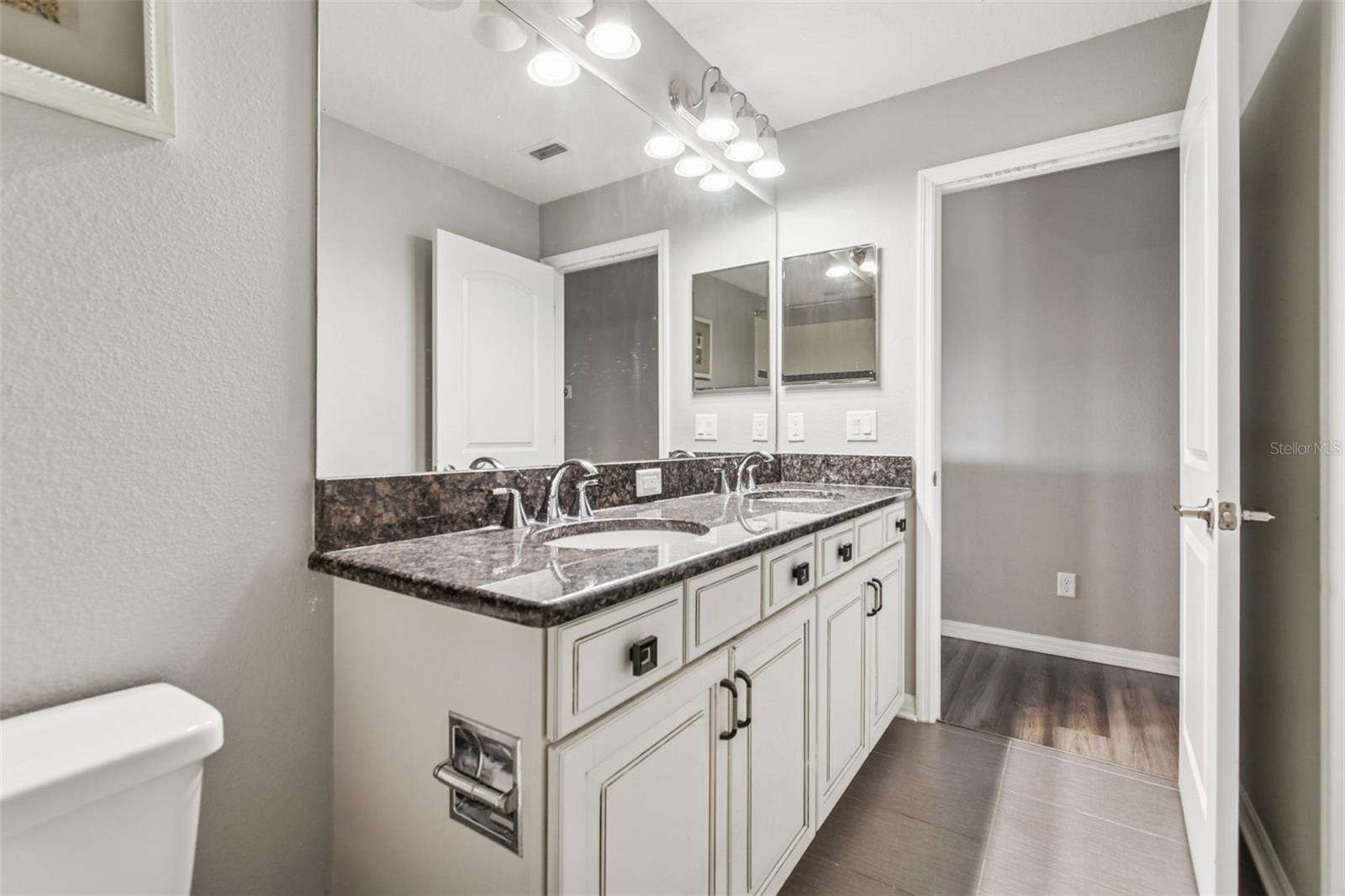 ESTUARY PH 5 - Residential