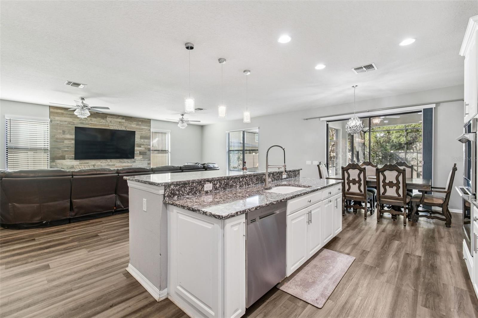 ESTUARY PH 5 - Residential