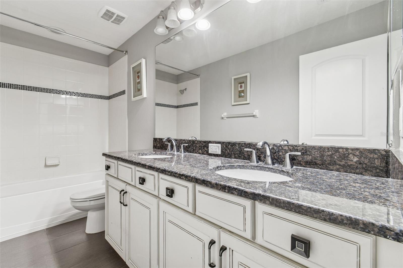 ESTUARY PH 5 - Residential