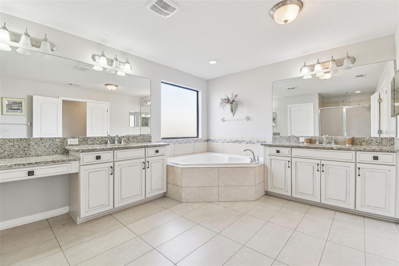 ESTUARY PH 5 - Residential