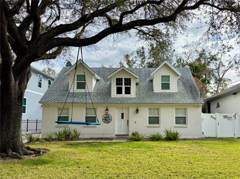 A home in TAMPA