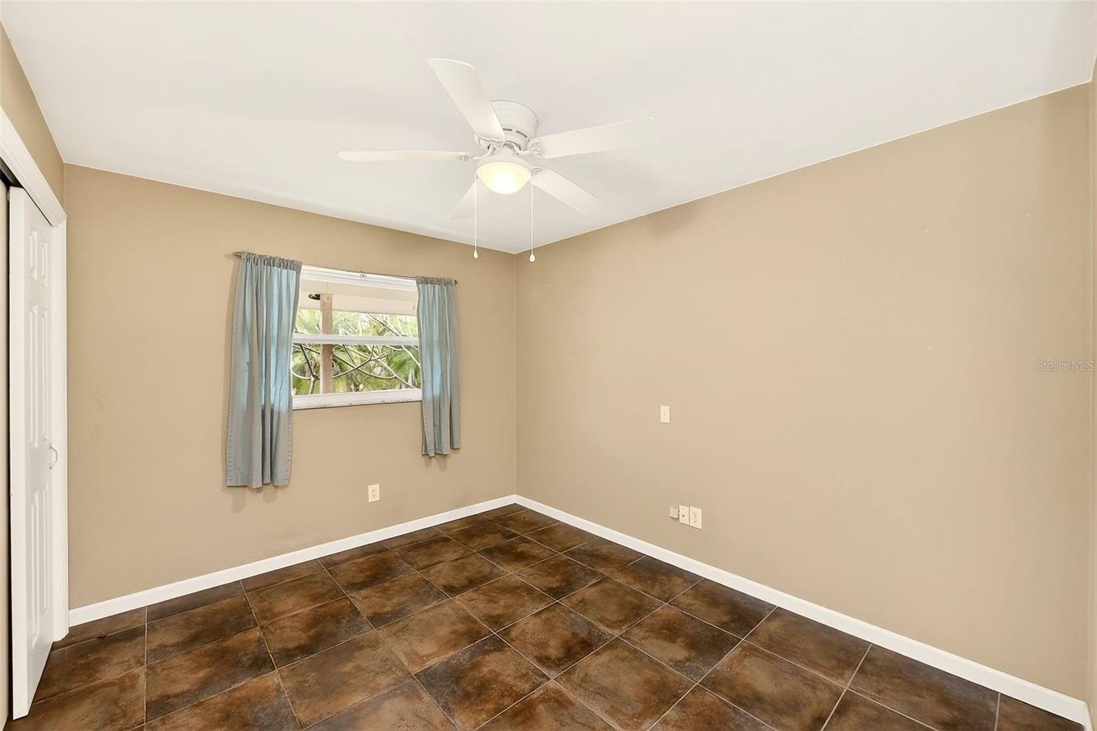 CLEARVIEW HEIGHTS - Residential