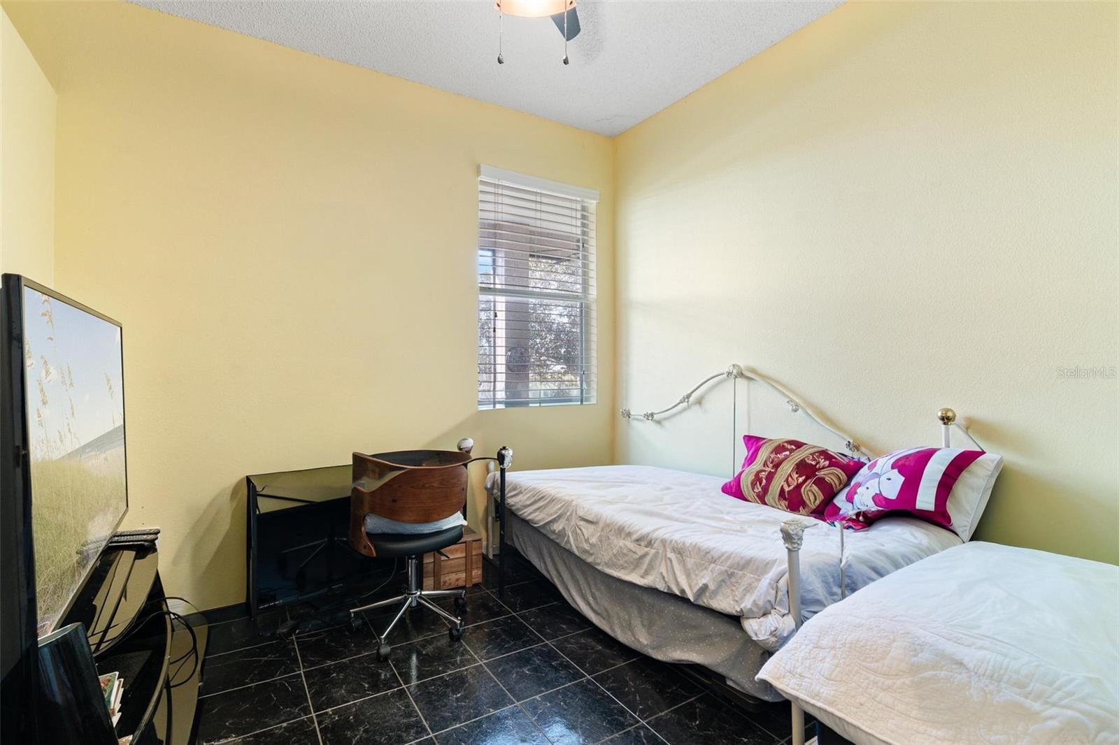 ANDOVER CAY PH 03A 50 89 - Residential