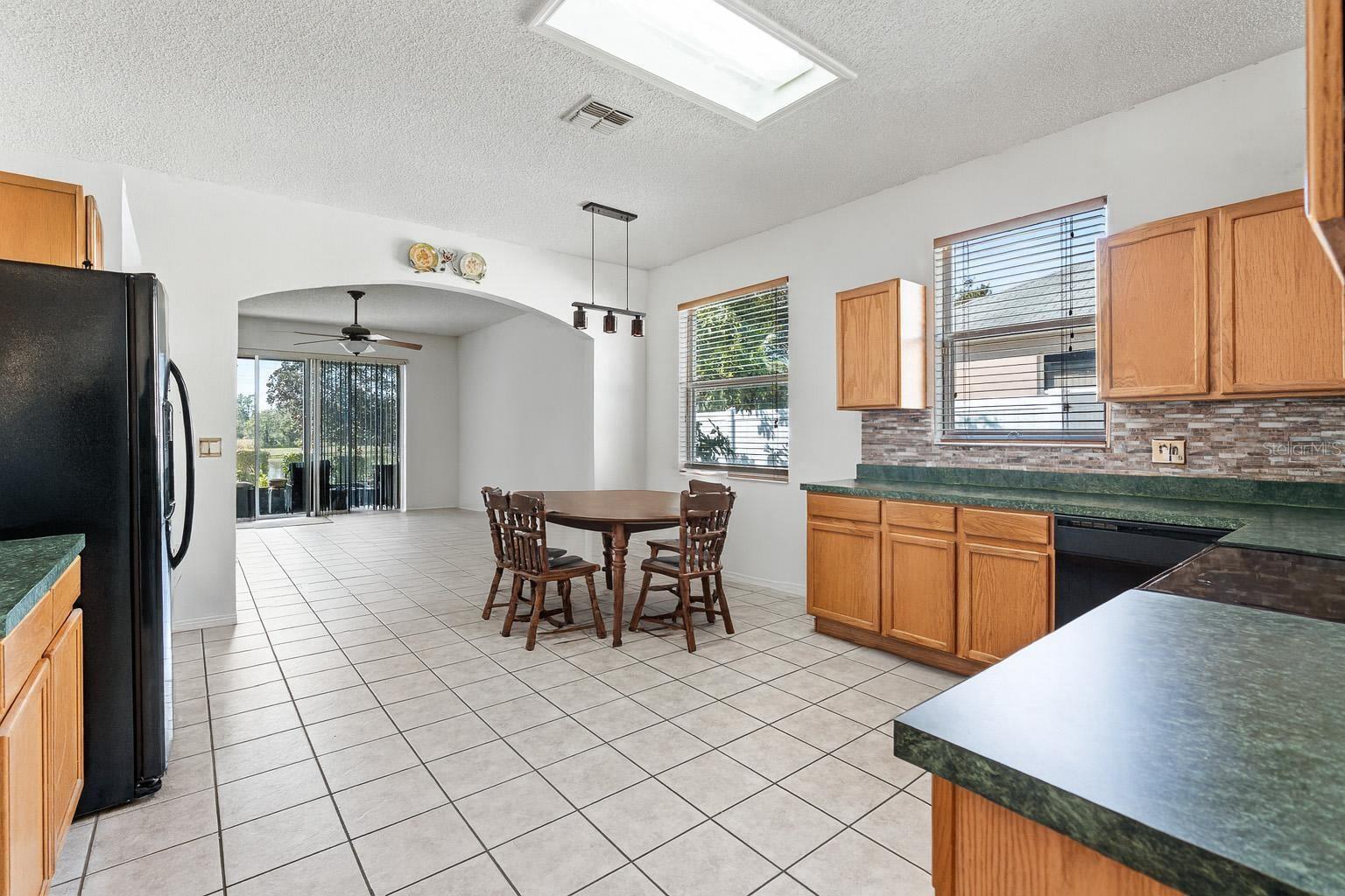 ANDOVER CAY PH 03A 50 89 - Residential