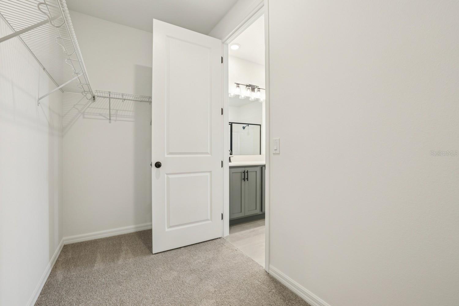 ELLINGTON PLACE - Residential