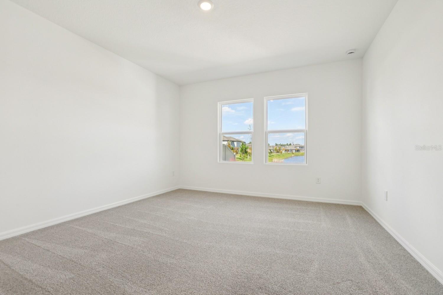 ELLINGTON PLACE - Residential