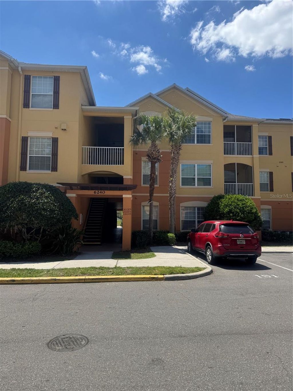 Photo of 6240 Contessa Drive #104, Orlando, FL 32829 (MLS # O6400225)