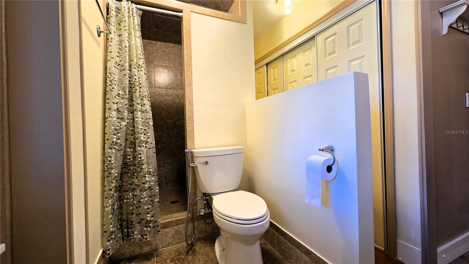 MEADOW WOODS VILLAGE 05 - Residential