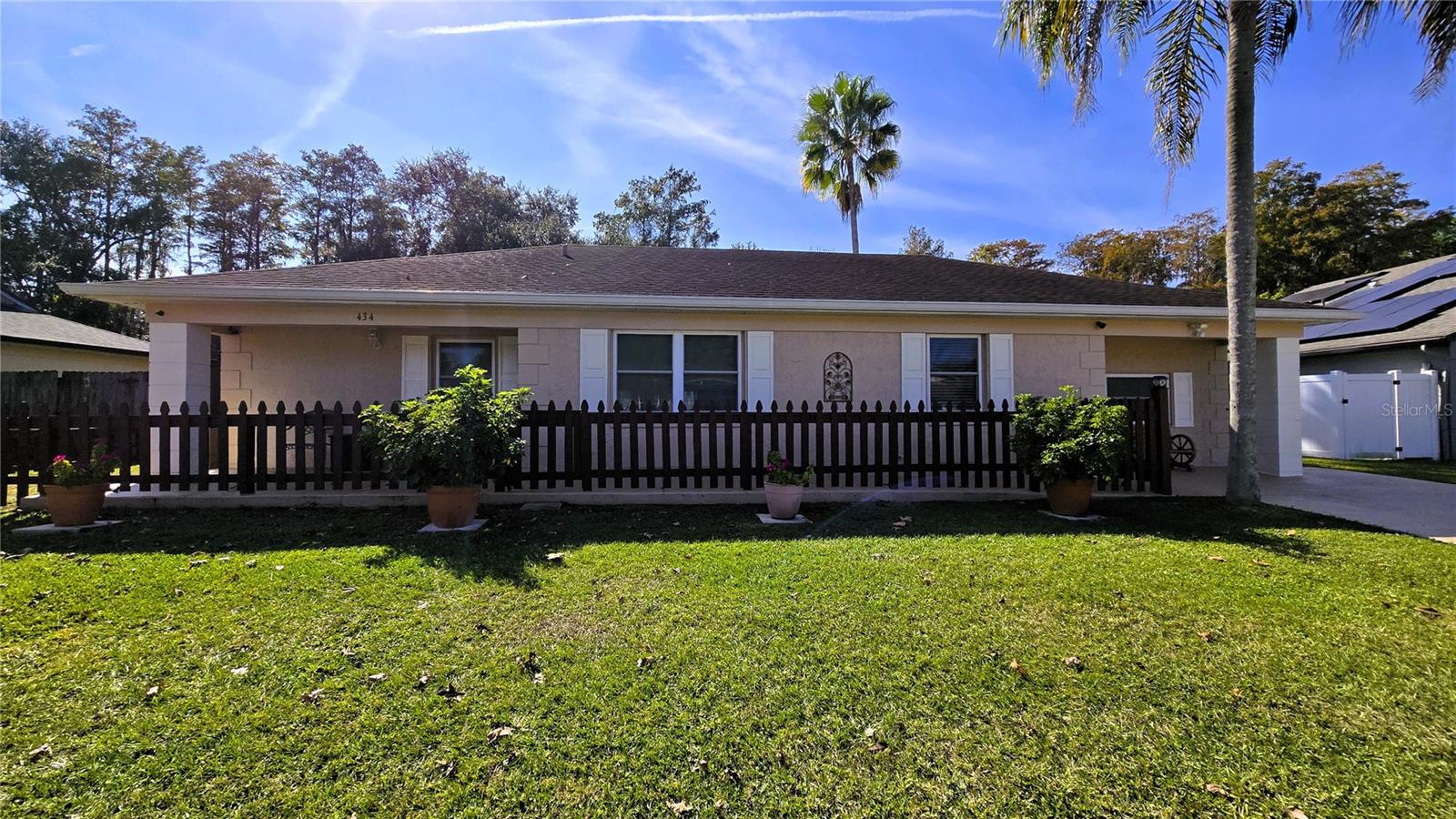 434 KENTUCKY WOODS LANE W