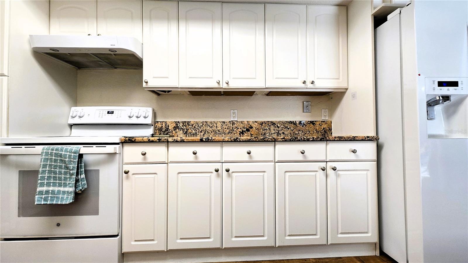 MEADOW WOODS VILLAGE 05 - Residential