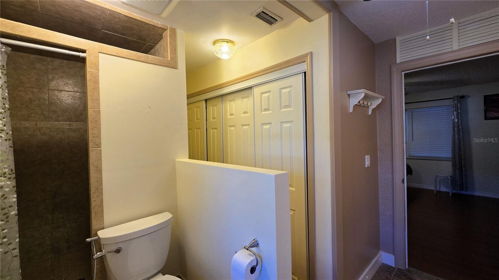 MEADOW WOODS VILLAGE 05 - Residential