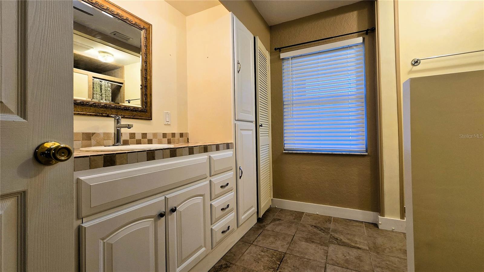 MEADOW WOODS VILLAGE 05 - Residential