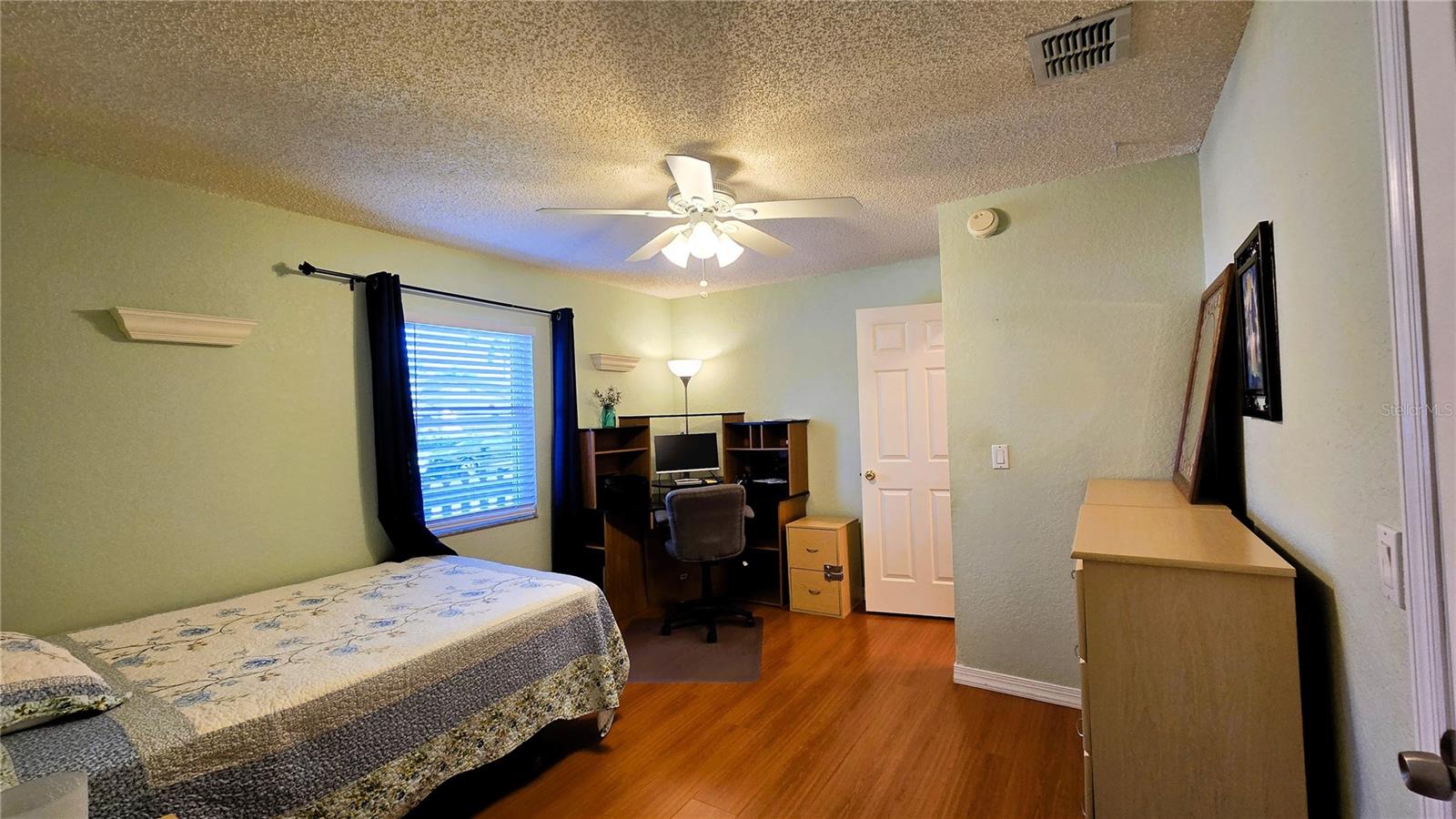 MEADOW WOODS VILLAGE 05 - Residential