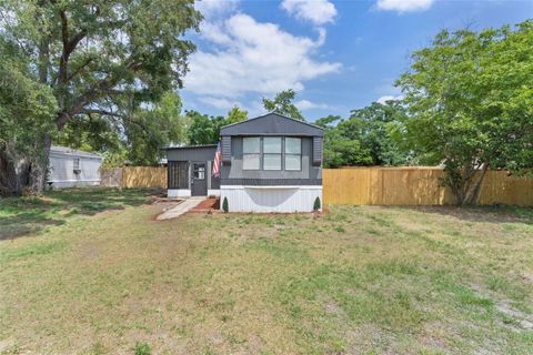 Tiny photo for 33514 Luana Court, Leesburg, FL 34788 (MLS # O6406564)