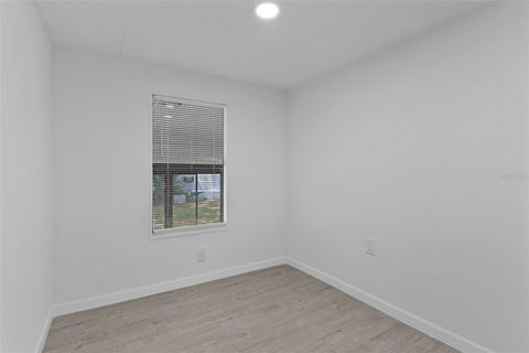 Tiny photo for 33514 Luana Court, Leesburg, FL 34788 (MLS # O6406564)