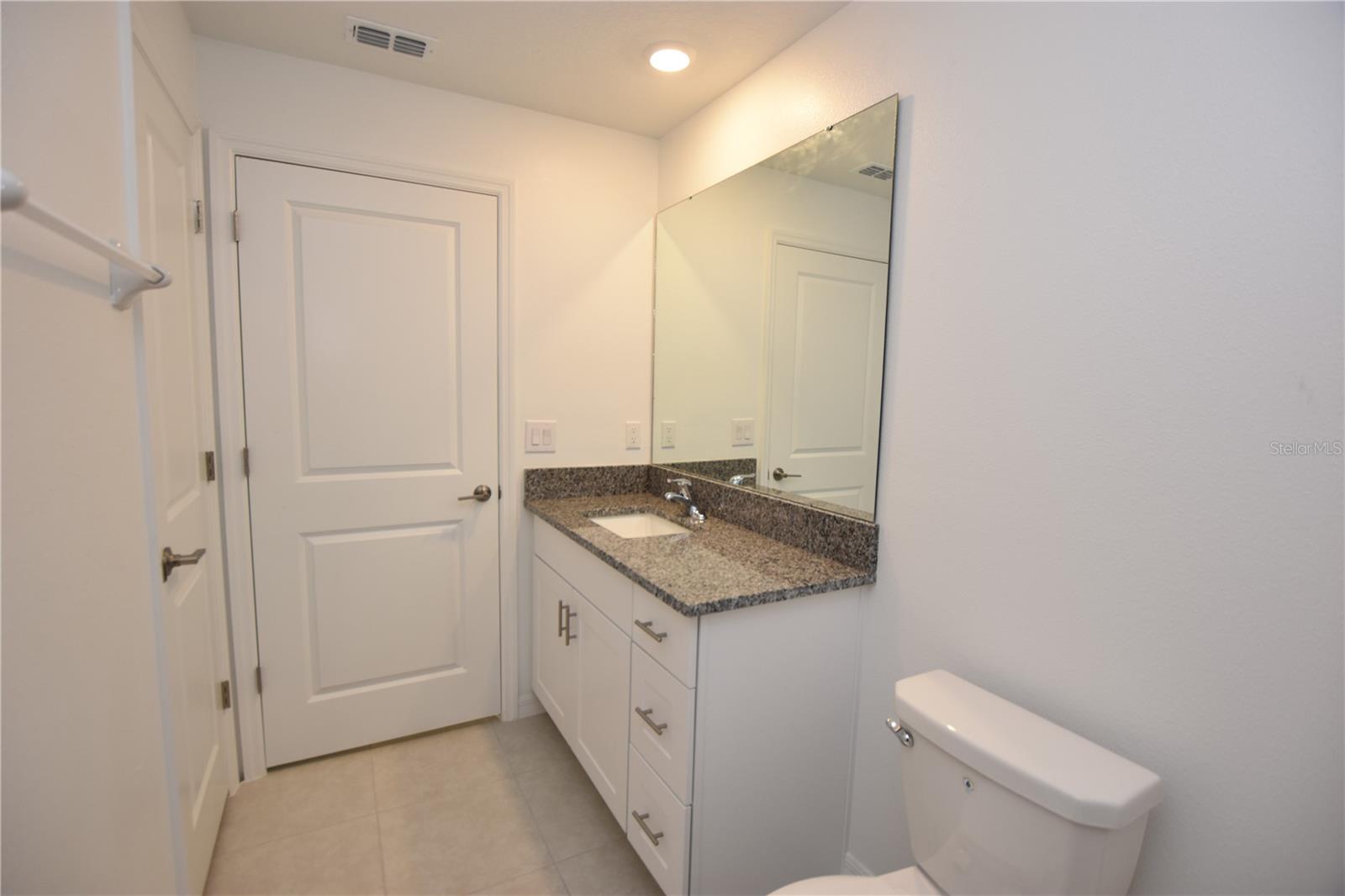 SADDLE CREEK - Residential Lease