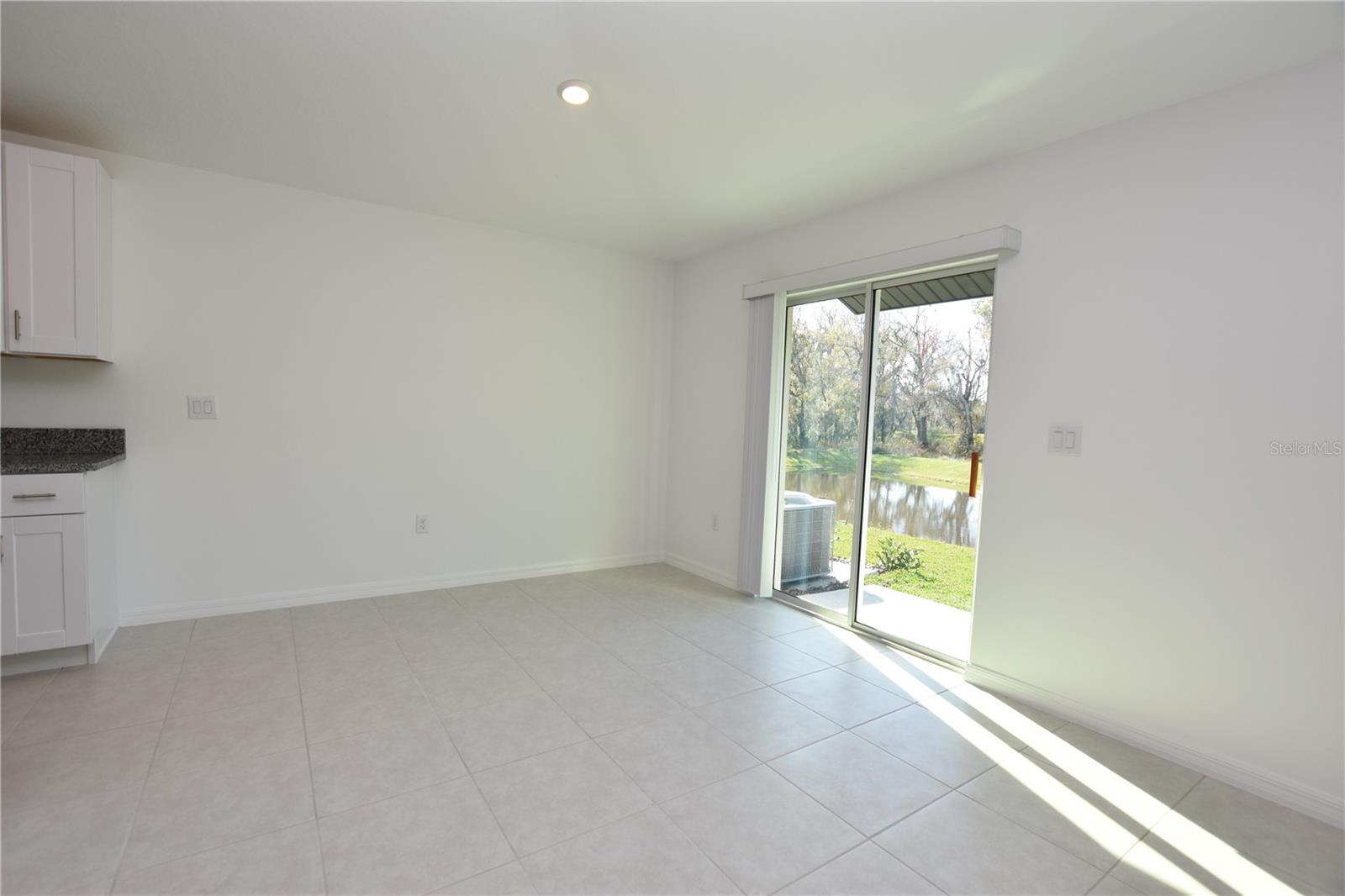 SADDLE CREEK - Residential Lease