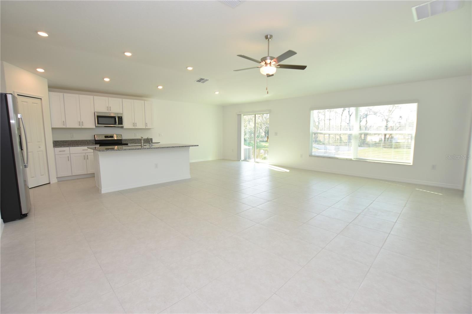 SADDLE CREEK - Residential Lease