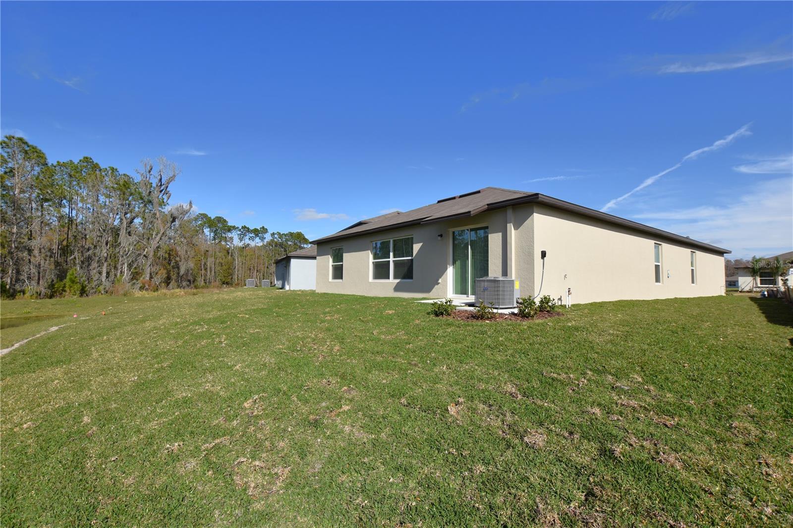 SADDLE CREEK - Residential Lease