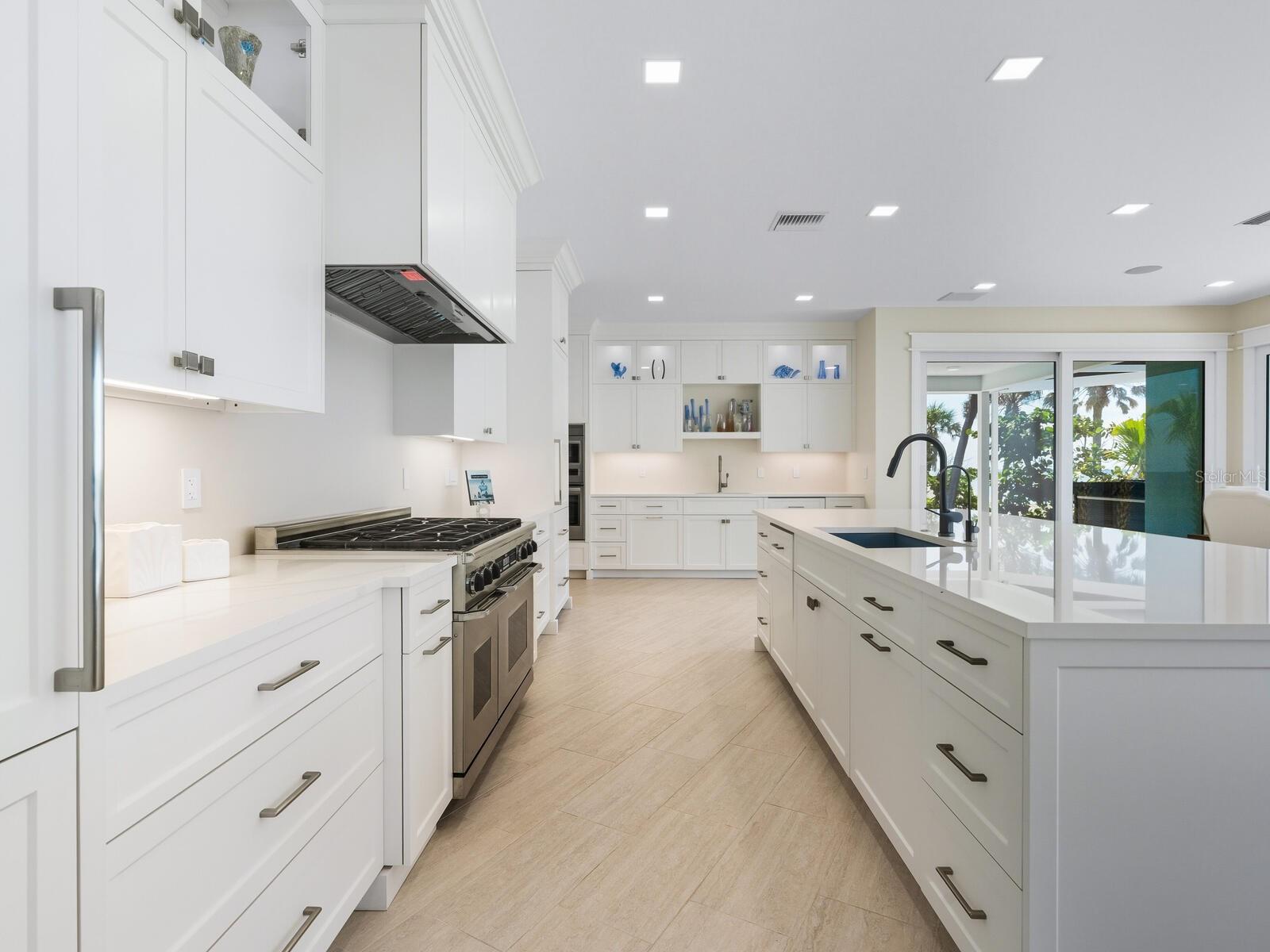 MANASOTA KEY - Residential