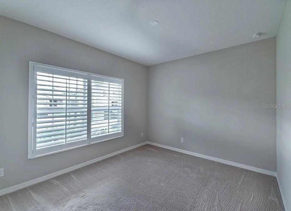 LAUREL ESTATES - Residential Lease