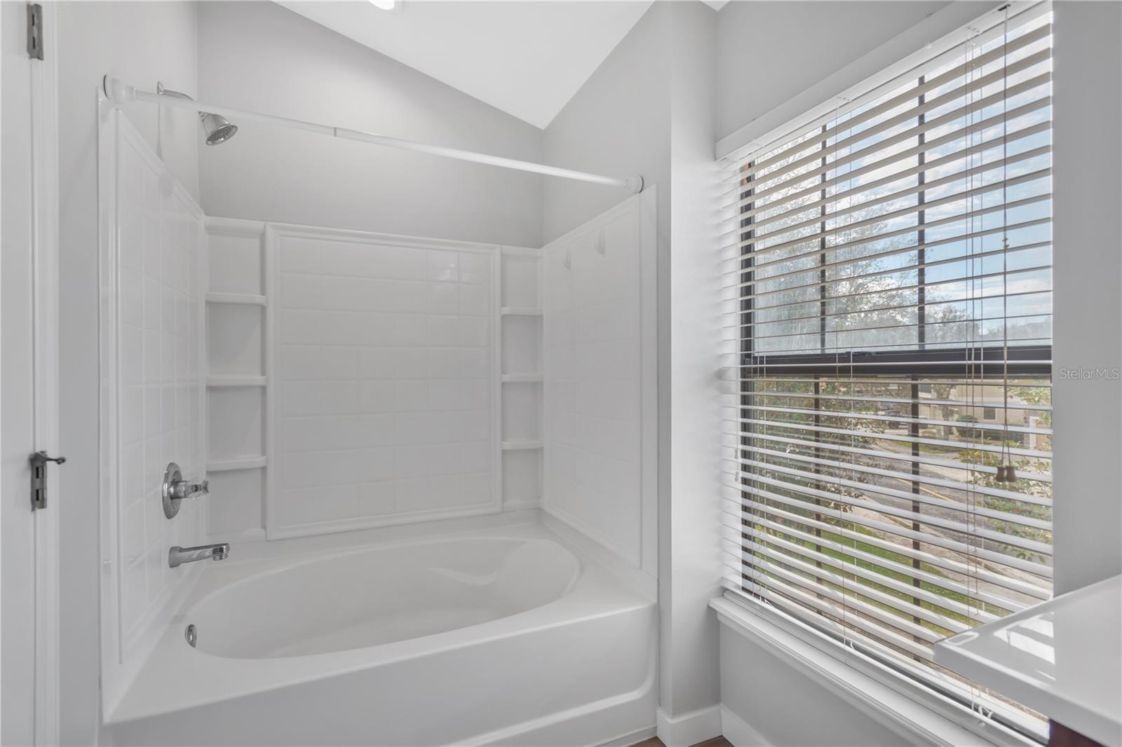 FISHHAWK RANCH PH 2 TR 1 - Residential