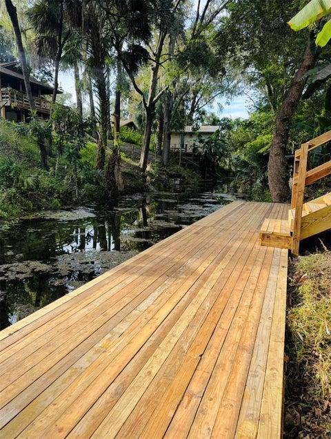 Tiny photo for 896 Cr 485a, Lake Panasoffkee, FL 33538 (MLS # S5158664)