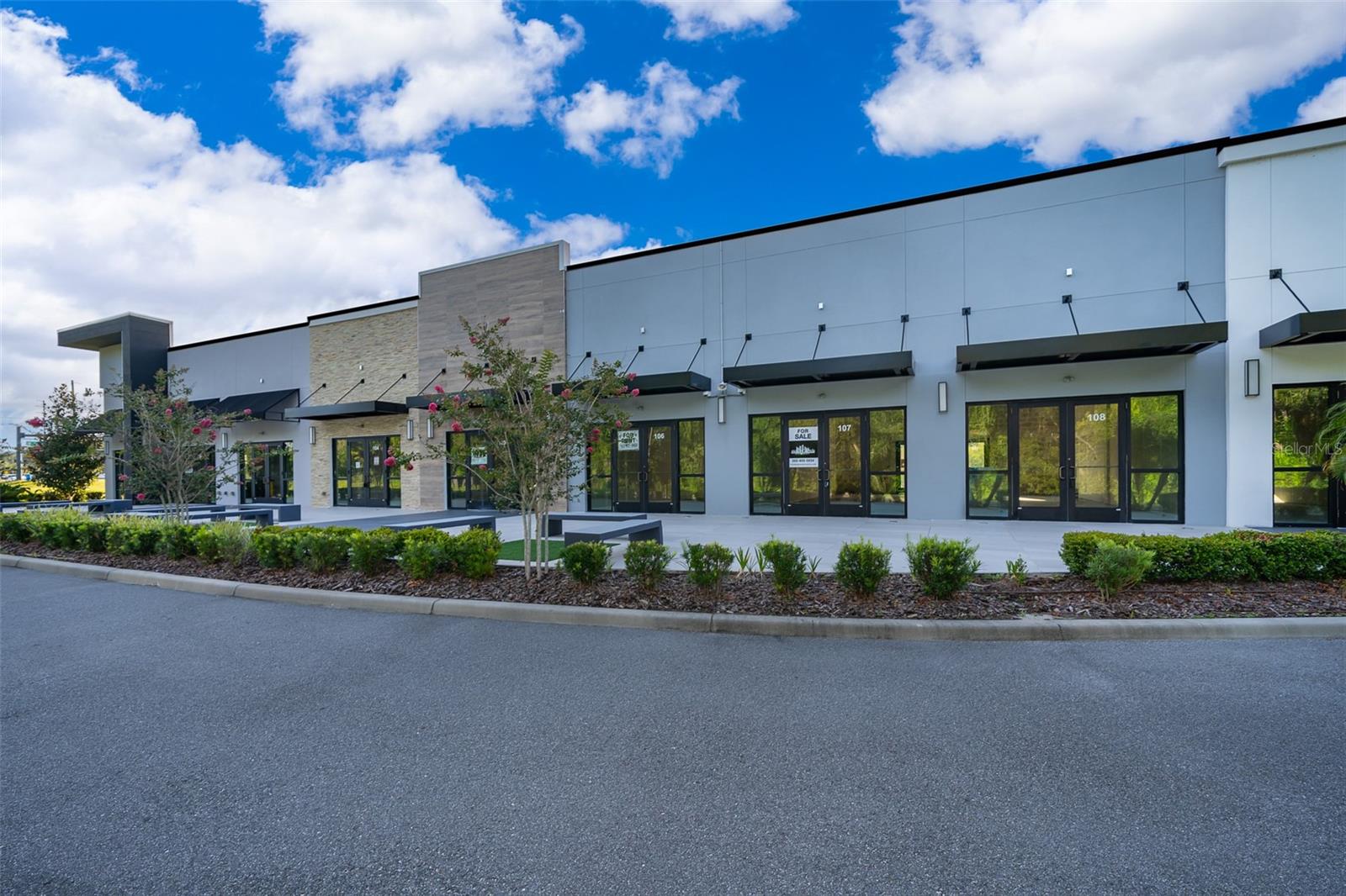 UNIVERSITY STATION - Commercial Sale