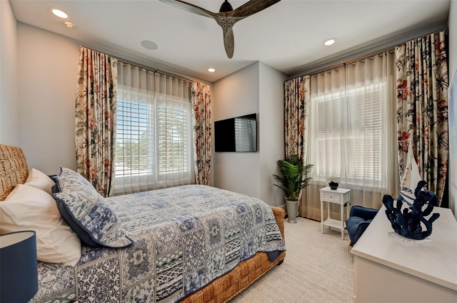 BAYWAY ISLES UNIT 2 REP - Residential