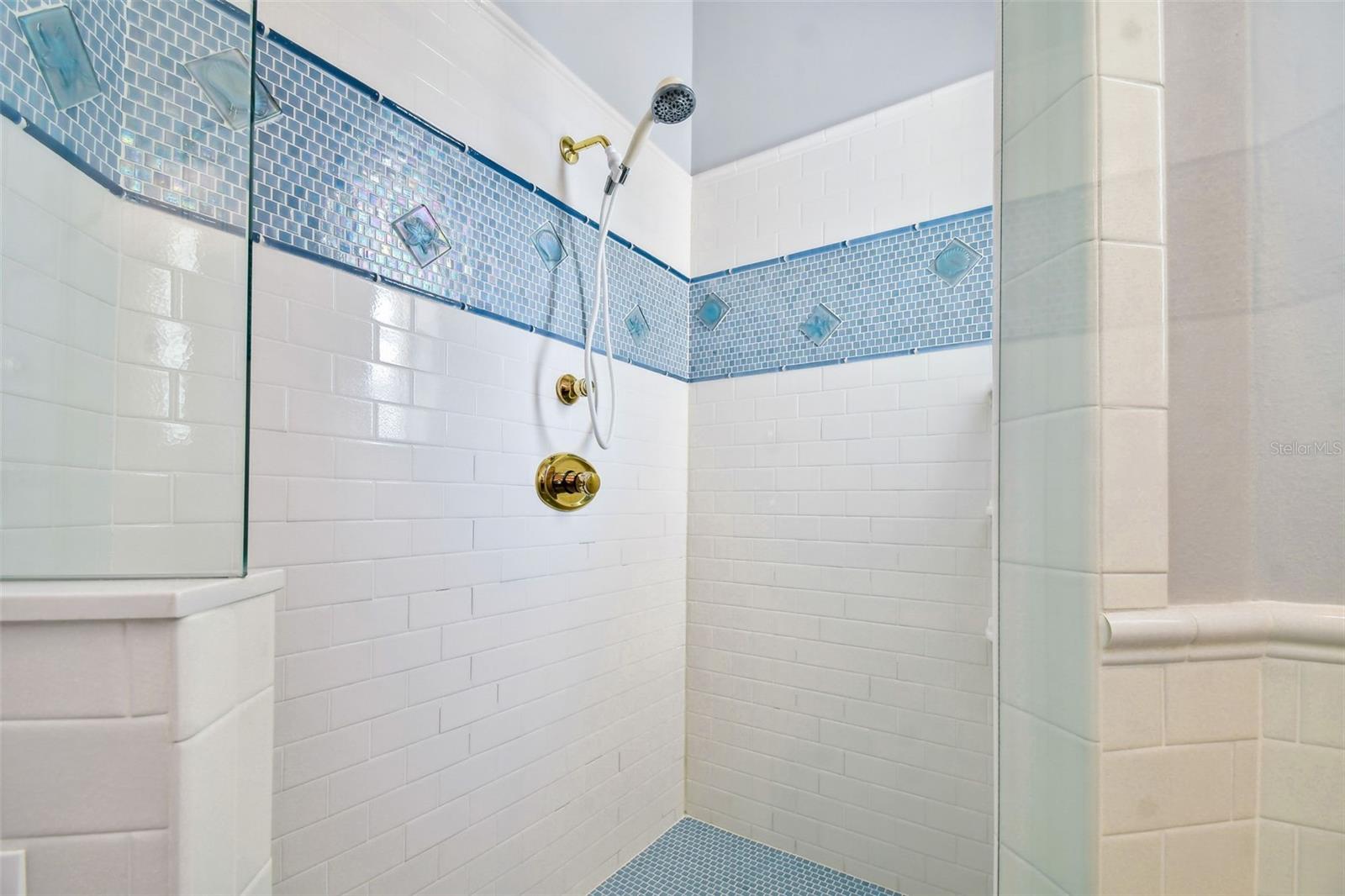 BAYWAY ISLES UNIT 2 REP - Residential