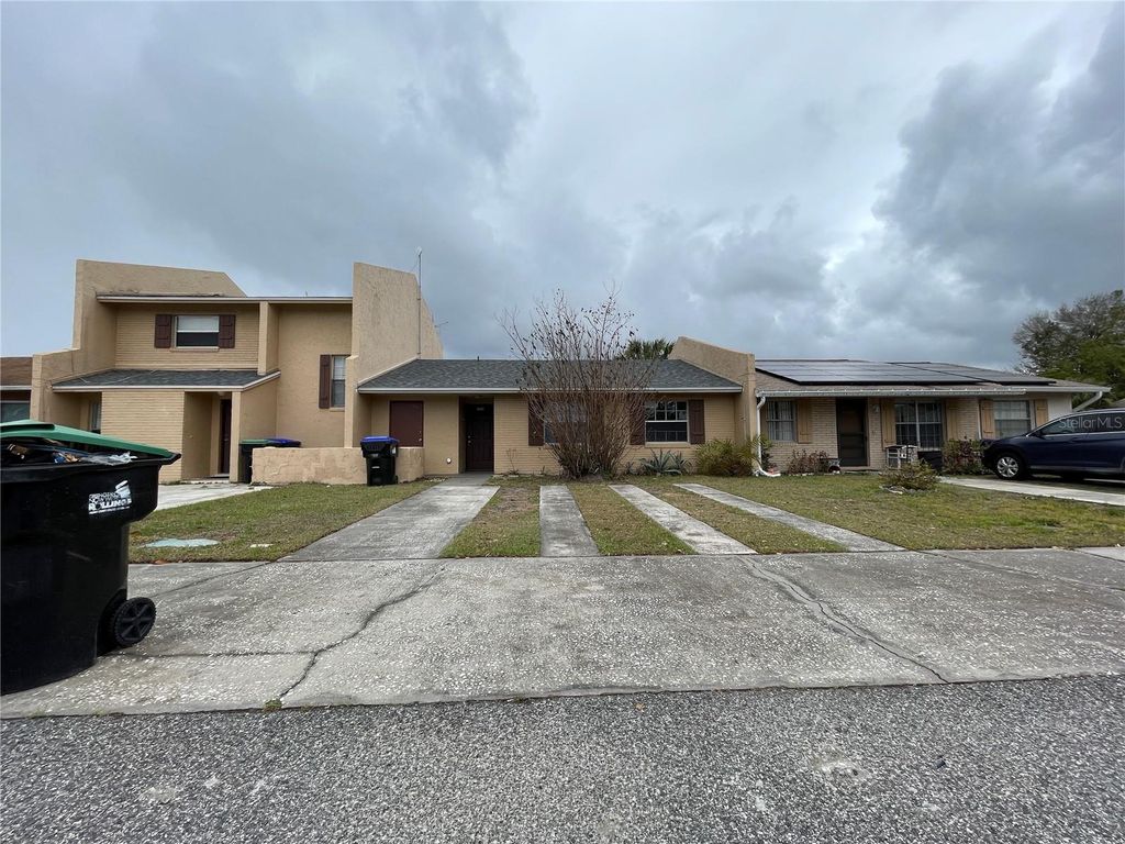 Photo of 11014 Knollview Way, Orlando, FL 32837 (MLS # O6397522)
