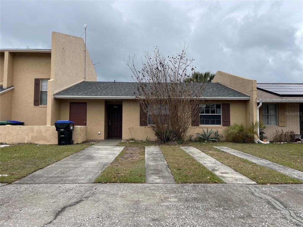 Photo of 11014 Knollview Way, Orlando, FL 32837 (MLS # O6397522)