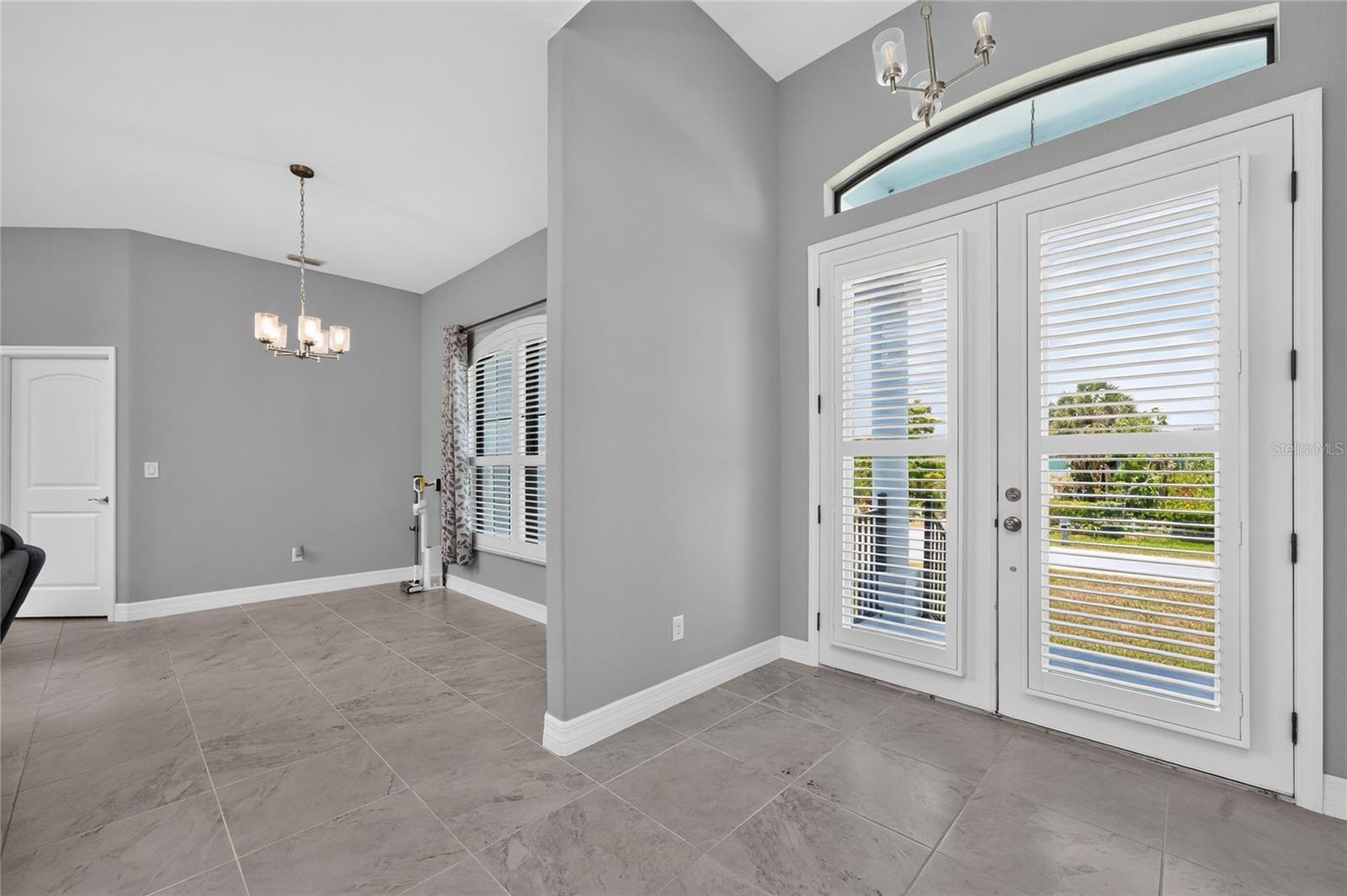 3900 PALM DRIVE