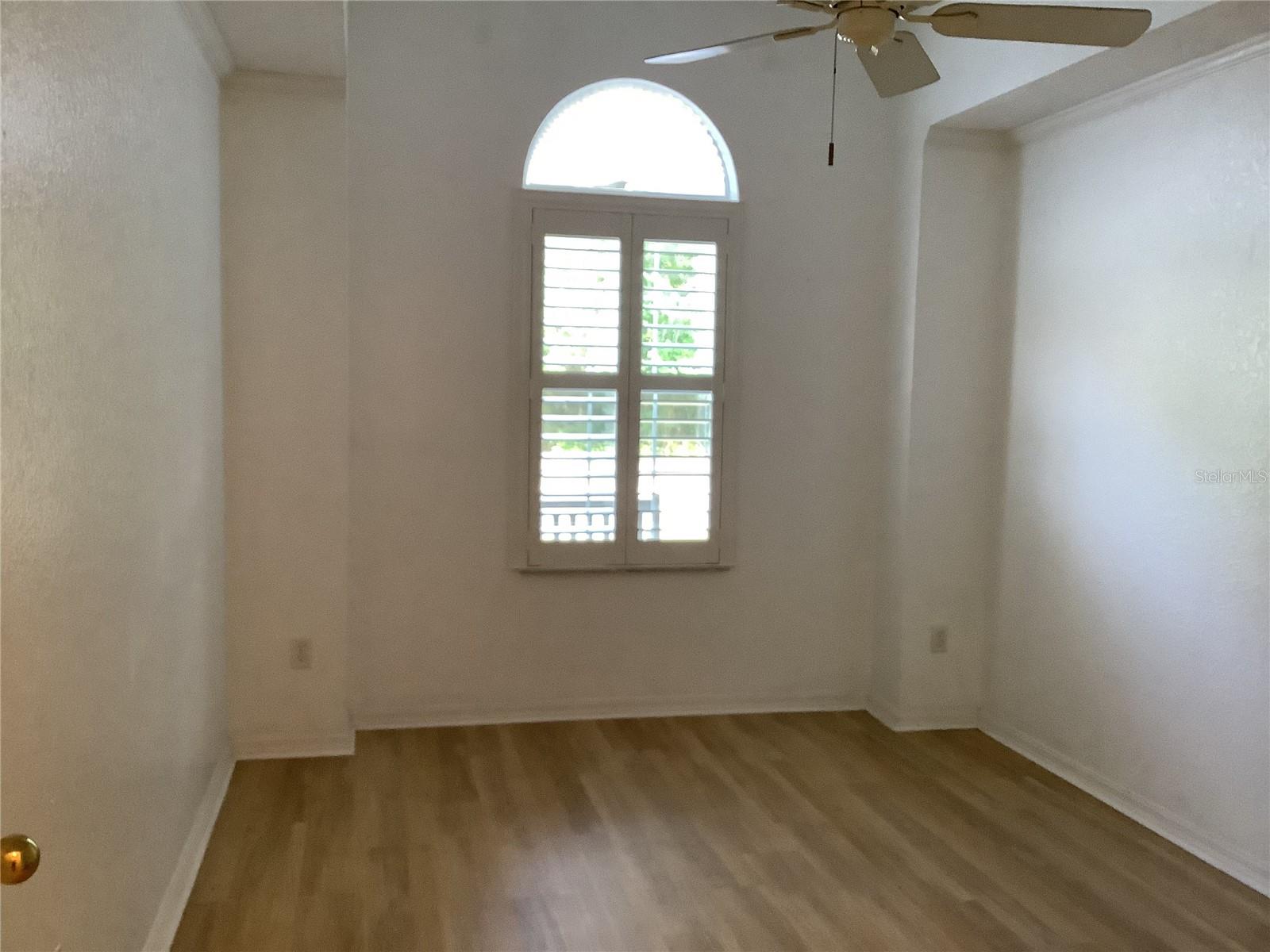 WOODLAND VLG - Residential Lease