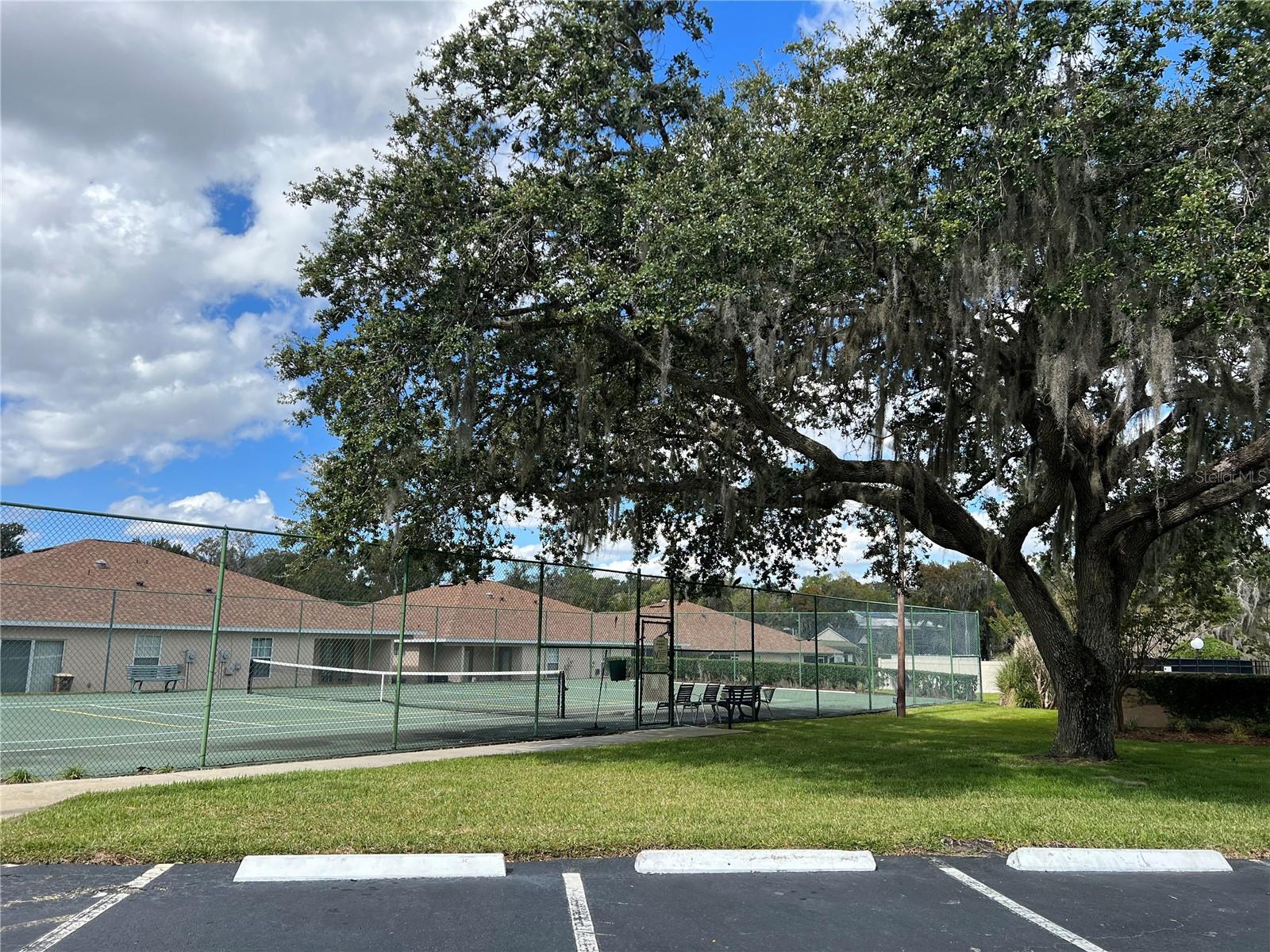 WOODLAND VLG - Residential Lease