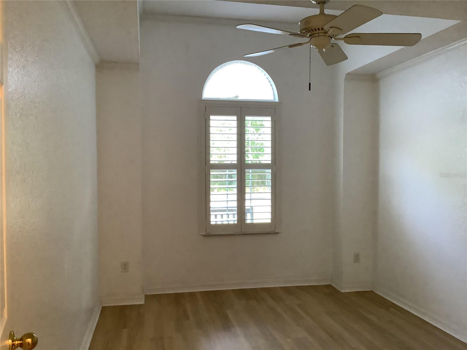 WOODLAND VLG - Residential Lease